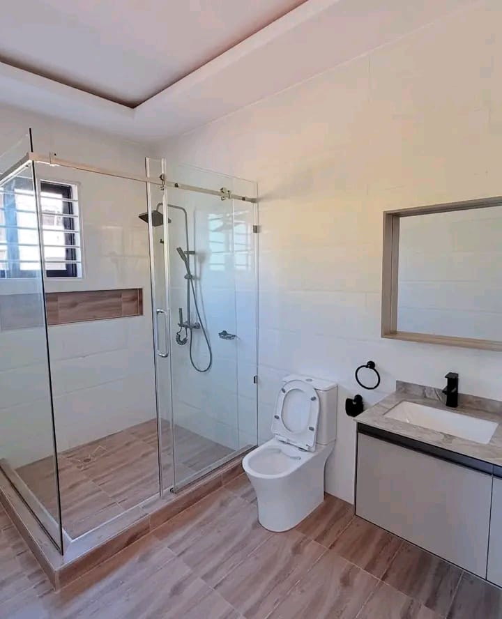 A fully fitted, contemporary bathroom